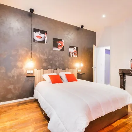 Sous Le Charme De Charles Sauna&jacuzzi Appartement