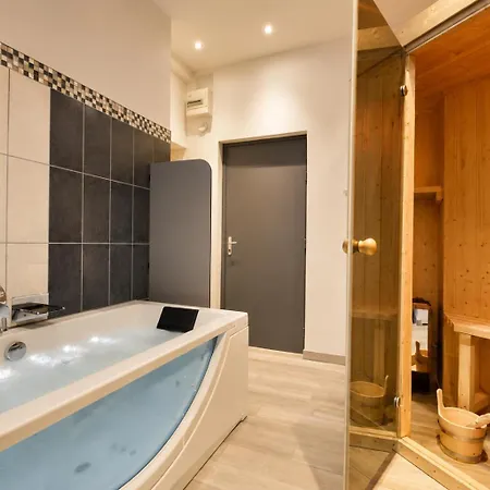 Sous Le Charme De Charles Sauna&jacuzzi Appartement Nancy